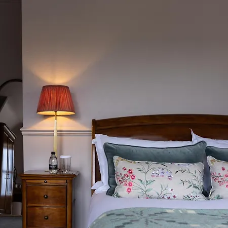 Victoria 4* ロビン・フッズ・ベイ