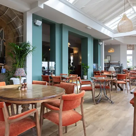 Hotel Victoria Robin Hood's Bay