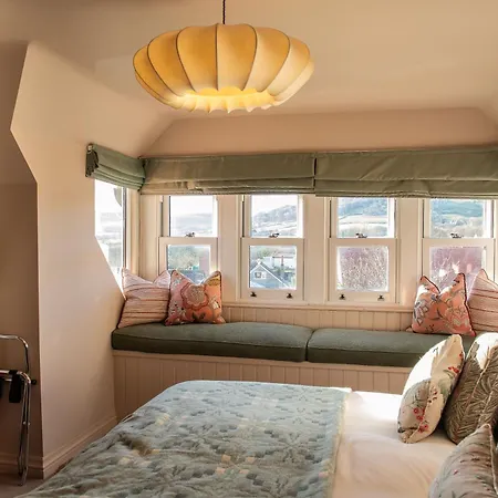 Hotel Victoria Robin Hood's Bay