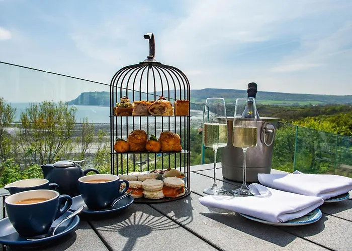 Victoria Hotel Robin Hood's Bay