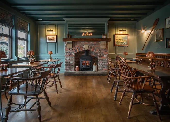 Victoria Robin Hood's Bay