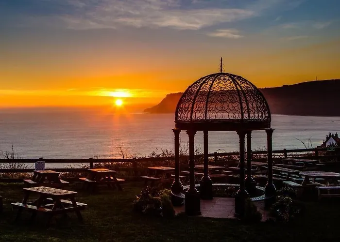 Victoria Hotel Robin Hood's Bay