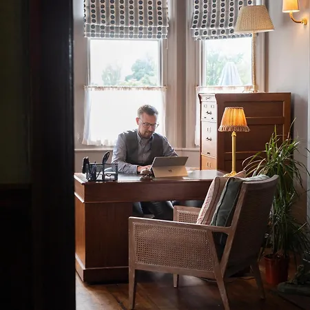 Отель Victoria 4*