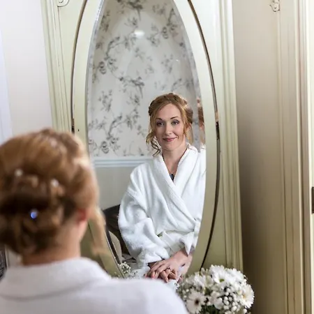 Отель Victoria 4*